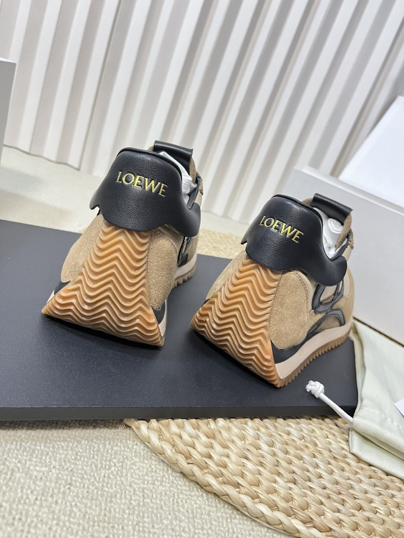 Loewe Sneakers